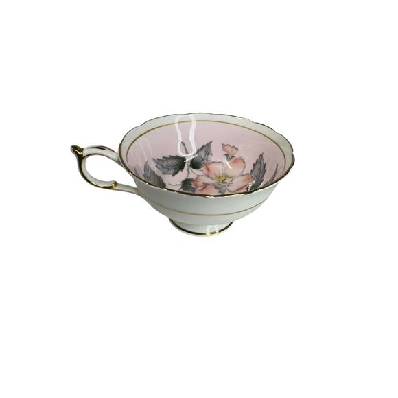 PARAGON by Appointment Double Warrant Wild Rose Cup & Saucer Set Pink Porcelain - Picture 11 of 11